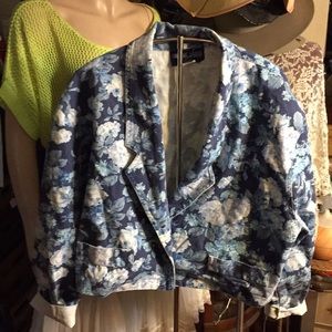 No the verge short jean jacket